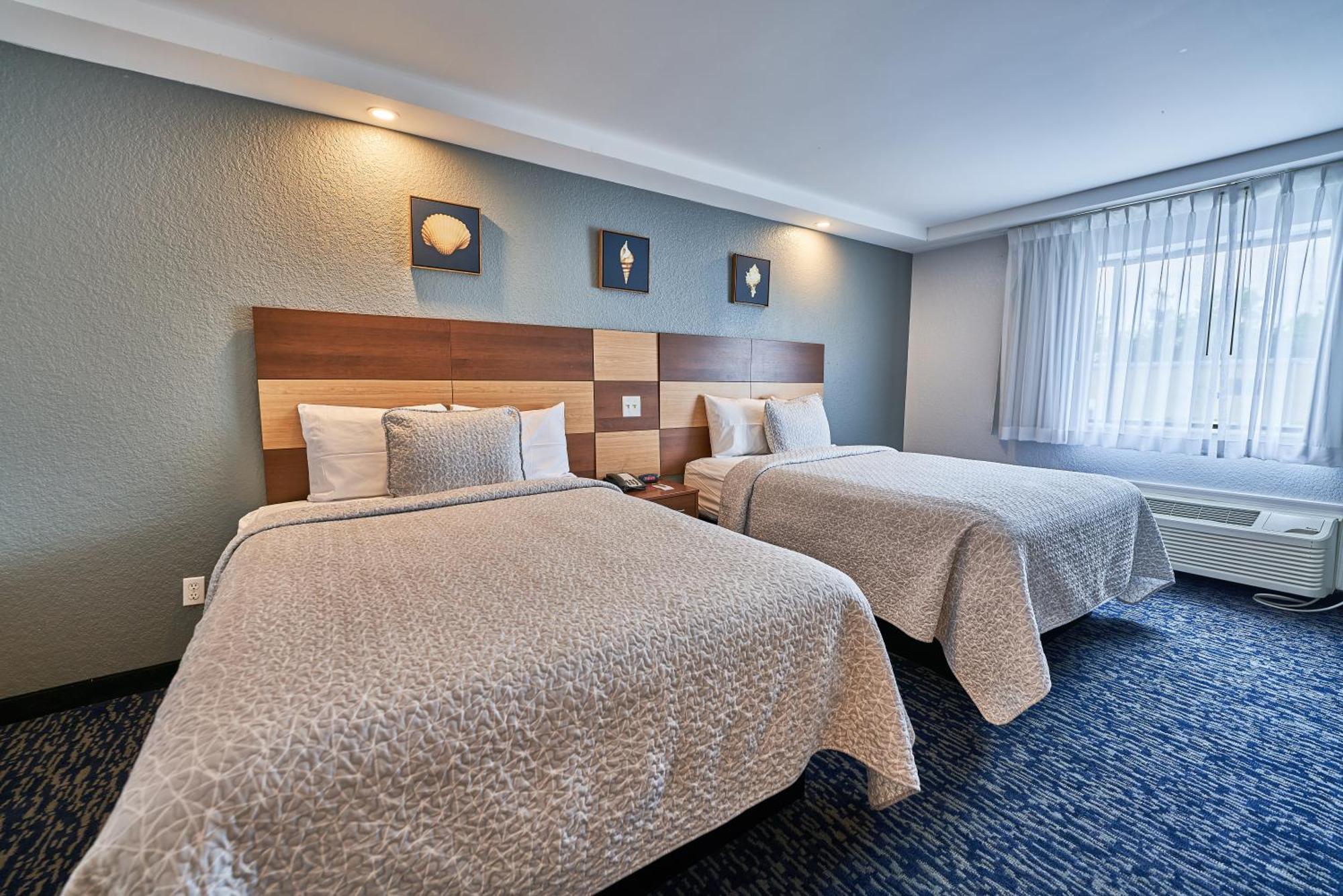 Hotel Plaza Hyannis