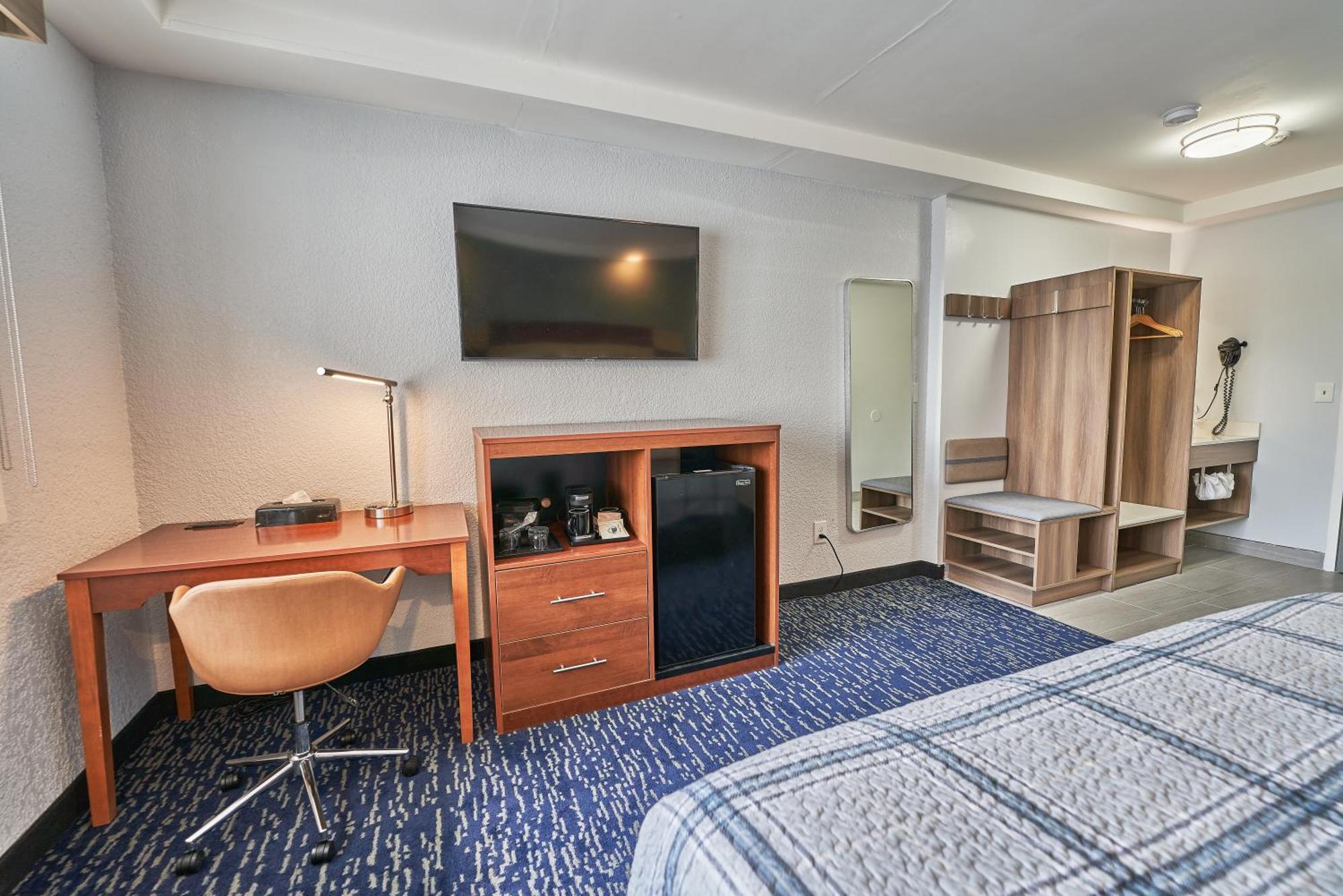 Hotel Plaza 3*